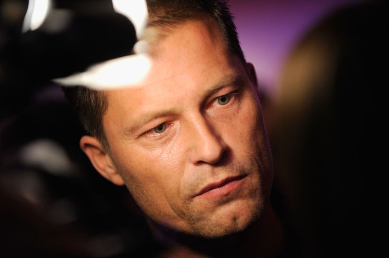 Nach Facebook-Shitstorm - Til Schweiger kommt unglaublichen Telefonanruf