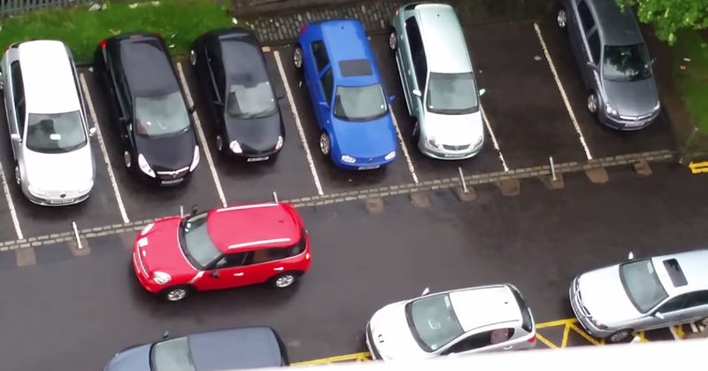 Irre: Dieser Parking Fail hört überhaupt nicht auf!