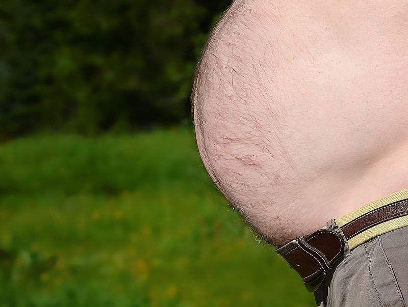 Darum verdienen dicke Männer mehr
