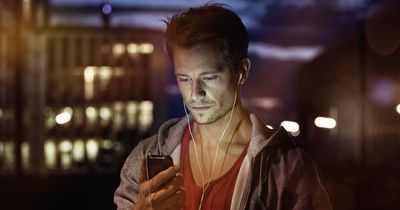 9 WhatsApp Nachrichten, die alle Frauen falsch verstehen
