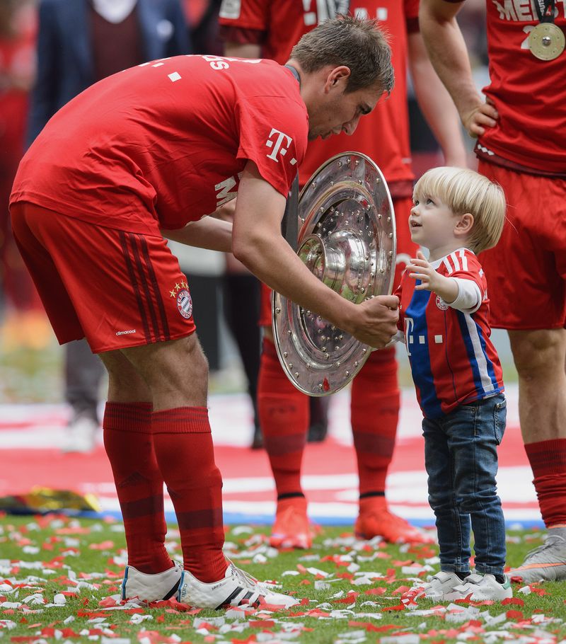 Darum solltet ihr eure Kinder keine Bayern-Fans werden lassen