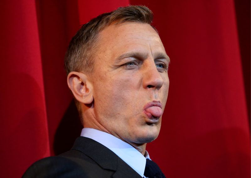 8 peinliche Rollen, die diese Stars am liebsten vergessen würden!