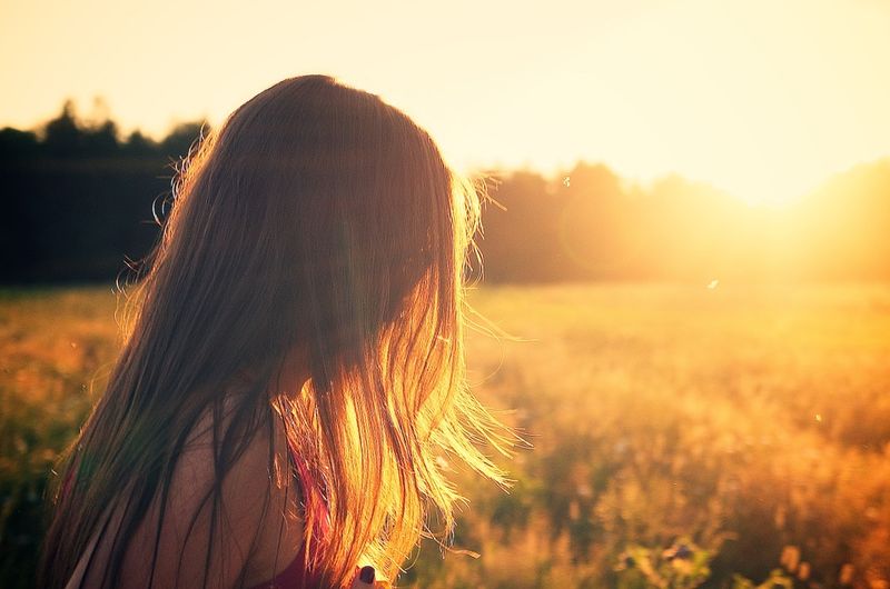 Mit diesen Tipps wachsen deine Haare schneller!