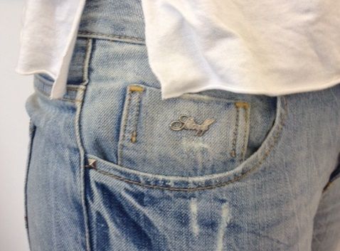 Deshalb haben Jeans diese Mini-Taschen