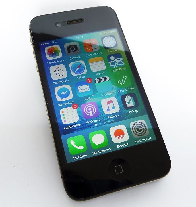 Mit diesem Trick kannst du dein WhatsApp pink machen