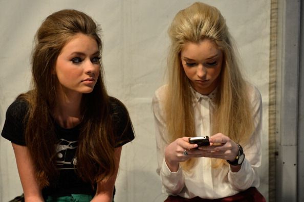 10 Dinge, die du NUR kennst, wenn du in einer Whatsapp-Gruppe bist