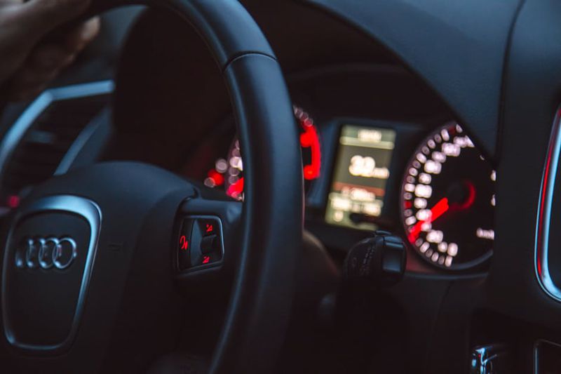 Die 8 größten Fehler beim Autofahren: Das macht jeder Autofahrer